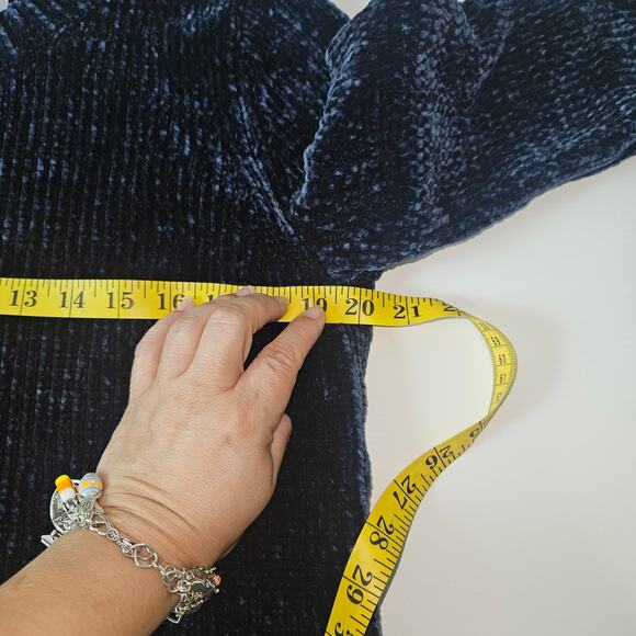 Orvis Chenille Pullover Sweatshirt Ladies Sz Medium Navy Blue Cozy Warm Comfy - Picture 6 of 8